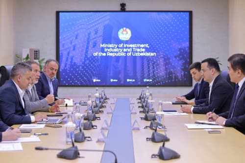 Meeting of the Minister of Investments, Industry and Trade of Uzbekistan with the General Director of Anadolu Isuzu
