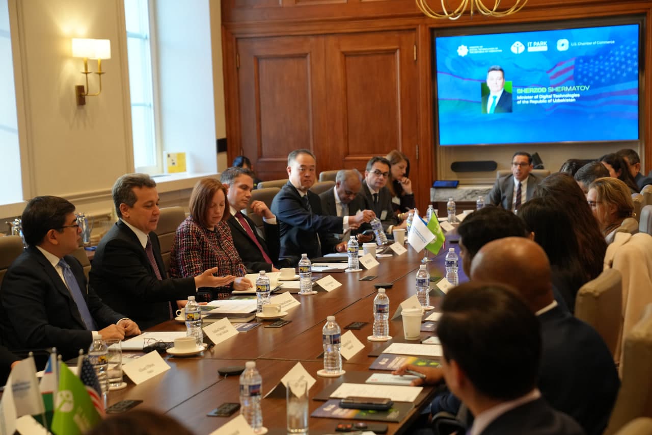 Uzbek Delegation Discusses Prospects for IT Cooperation at the U.S. Chamber of Commerce