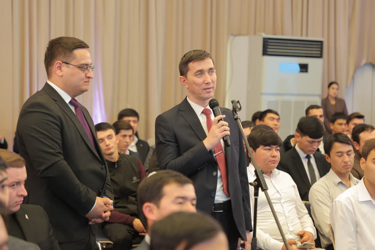 Ёшлар билан учрашув